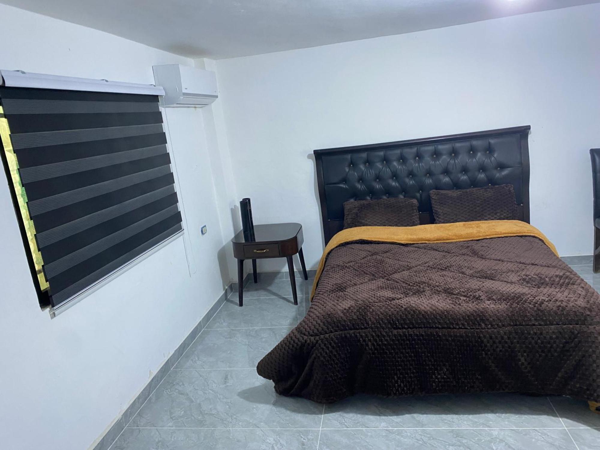 Huseein Rooms 제라시 외부 사진